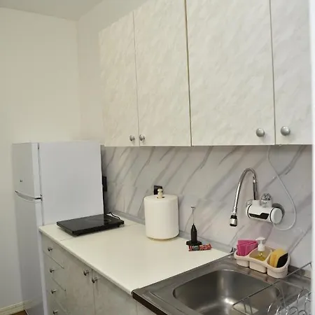 Apartment Ena *