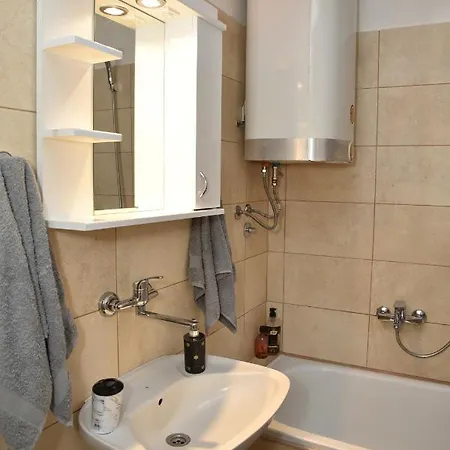 Ena Apartment