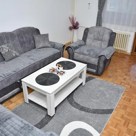Apartment Ena Kraljevo